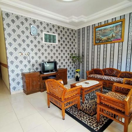Villa Neza Sarangan Luaran gambar